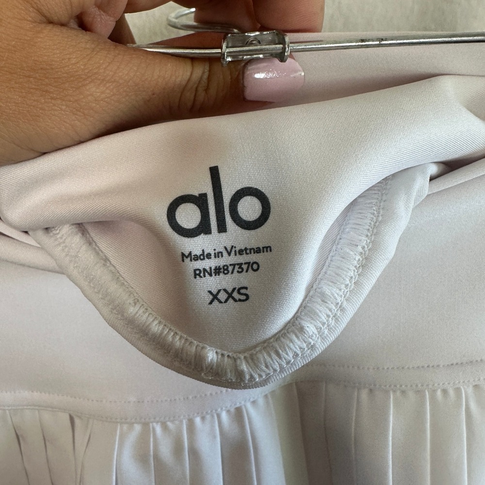 Alo Yoga Grand Slam Lined Skirt White Pleated Tennis Pickleball Skort Size XXS - Picture 9 of 11